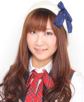 ファイル:2010年AKB48プロフィール 仁藤萌乃 2.jpg