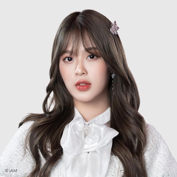 ファイル:2022年BNK48プロフィール Pimrapat Phadungwatanachok 3.jpg