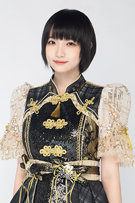 ファイル:2021年AKB48 Team SHプロフィール 王晓阳 2.jpg