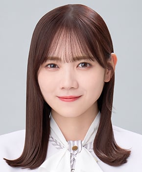 ファイル:2022年乃木坂46プロフィール 田村真佑.jpg