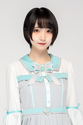 ファイル:2022年AKB48 Team SHプロフィール 王晓阳 3.jpg