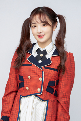 ファイル:2021年AKB48 Team SHプロフィール 张樱璐.jpg