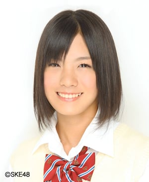 ファイル:2011年SKE48プロフィール 酒井萌衣.jpg