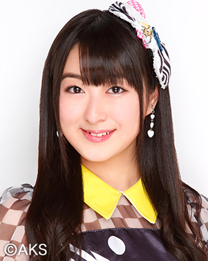 ファイル:2014年AKB48プロフィール 伊豆田莉奈.jpg