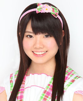 ファイル:2011年AKB48プロフィール 牛窪紗良.jpg