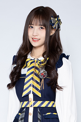 ファイル:2022年AKB48 Team SHプロフィール 张倩霏.jpg