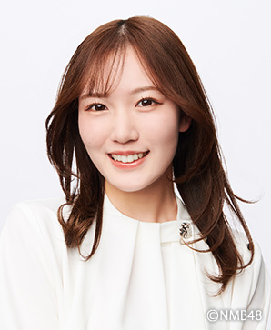 ファイル:2024年NMB48プロフィール 眞鍋杏樹.jpg
