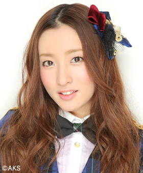 ファイル:2012年AKB48プロフィール 梅田彩佳.jpg