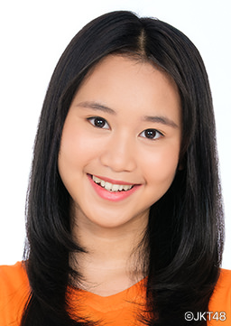 ファイル:2022年JKT48プロフィール Alya Amanda.jpg