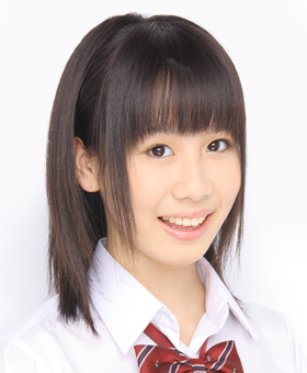 ファイル:2009年AKB48プロフィール 大家志津香.jpg
