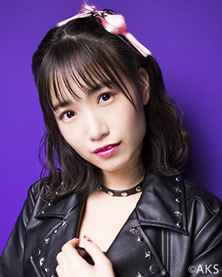 ファイル:2017年HKT48プロフィール 朝長美桜 2.jpg