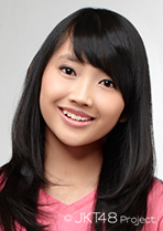 ファイル:2014年JKT48プロフィール Kezia Putri Andinta.jpg