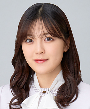 ファイル:2022年乃木坂46プロフィール 柴田柚菜.jpg