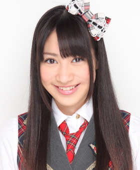 ファイル:2010年AKB48プロフィール 中塚智実 2.jpg