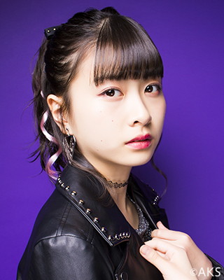 ファイル:2017年HKT48プロフィール 松岡はな 2.jpg
