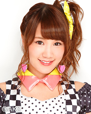 ファイル:2014年AKB48プロフィール 鈴木まりや.jpg