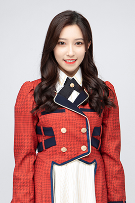 ファイル:2021年AKB48 Team SHプロフィール 施蔼倍.jpg