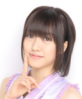 ファイル:2009年AKB48プロフィール 佐伯美香.jpg