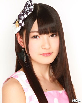 ファイル:2014年HKT48プロフィール 神志那結衣.jpg