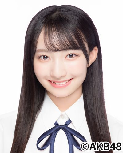 ファイル:2024年AKB48プロフィール 白鳥沙怜 3.jpg
