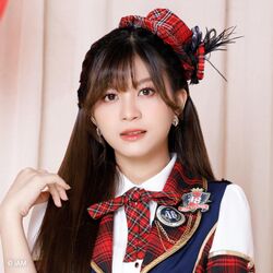 2023年BNK48プロフィール Pinyada Jungkanjana.jpg