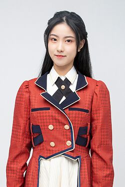 2021年AKB48 Team SHプロフィール 邱笛尔.jpg