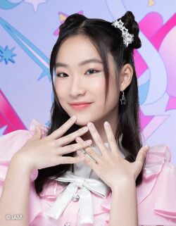 2023年BNK48プロフィール Jirapinya Chantawannakul.jpg