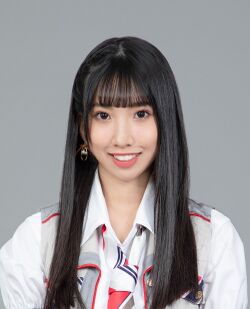 2020年AKB48 Team TPプロフィール 鄭佳郁.jpg