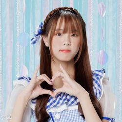 2023年BNK48プロフィール Naththarinee Kusolphat 4.jpg