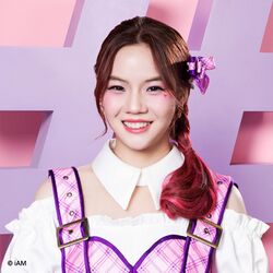 2024年BNK48プロフィール Sawitchaya Kajonrungsilp 3.jpg