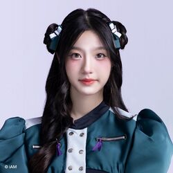2025年BNK48プロフィール Niya.jpg