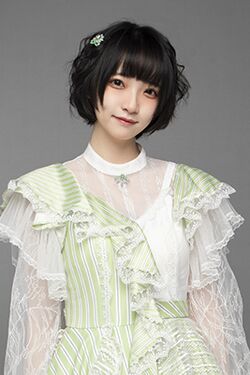 2023年AKB48 Team SHプロフィール 王晓阳.jpg