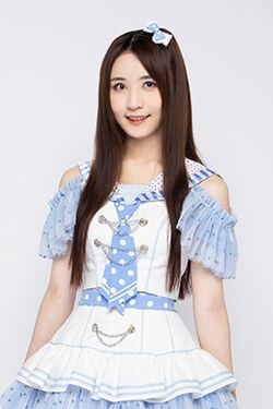 2022年AKB48 Team SHプロフィール 张倩霏 2.jpg