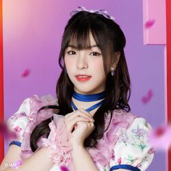 2023年BNK48プロフィール Virunpat Thamrongpantavanich 2.jpg
