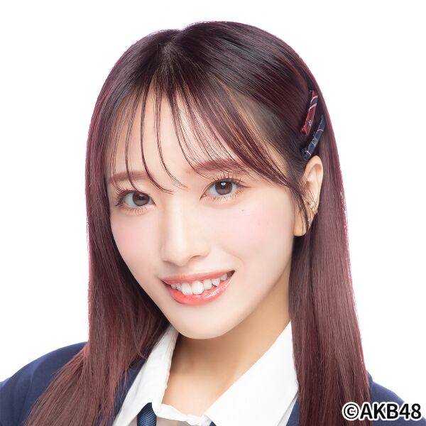 ファイル:2024年AKB48プロフィール 向井地美音 2.jpg