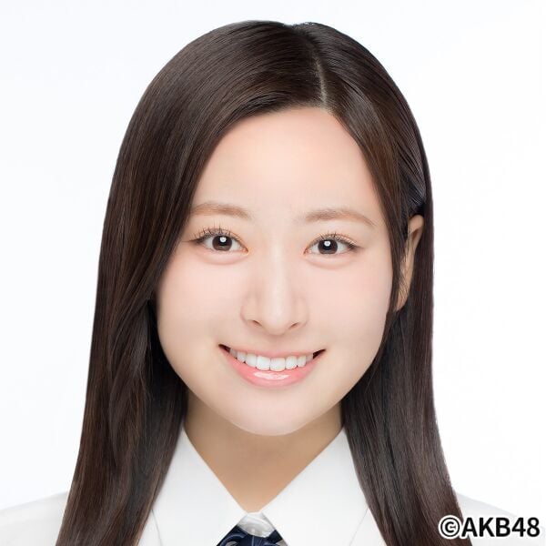 ファイル:2026年AKB48プロフィール 長谷川百々花.jpg