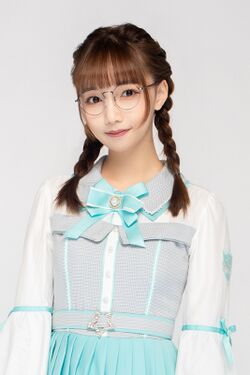 2022年AKB48 Team SHプロフィール 沈莹 3.jpg