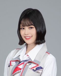2020年AKB48 Team TPプロフィール 小山美玲.jpg