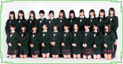 欅坂46 集合写真（2015年10月）.png