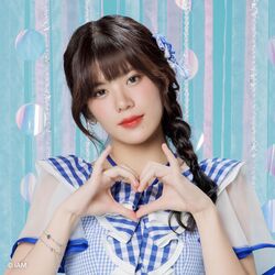 2023年BNK48プロフィール Weeraya Zhang 3.jpg