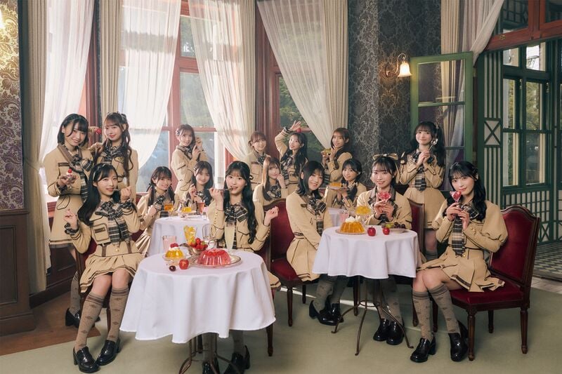 ファイル:まさかのConfession アーティスト写真.jpg