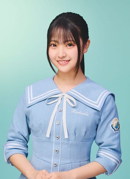 ファイル:2025年日向坂46プロフィール 蔵盛妃那乃 2.jpg