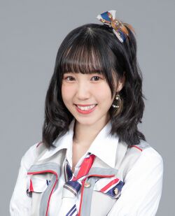 2020年AKB48 Team TPプロフィール 劉曉晴.jpg
