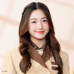 2025年BNK48プロフィール Galeya 3.jpg