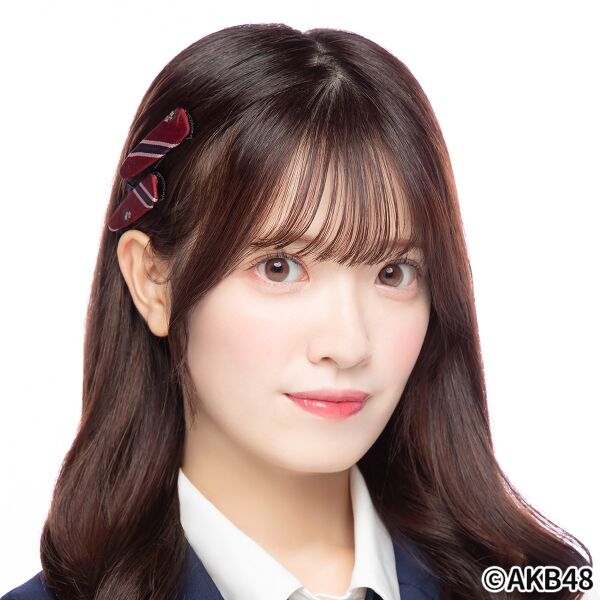 ファイル:2024年AKB48プロフィール 武藤小麟 2.jpg
