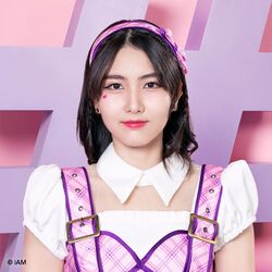 2024年BNK48プロフィール Neen 4.jpg