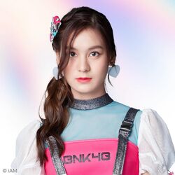 2021年BNK48プロフィール Phattharanarin Mueanarit.jpg