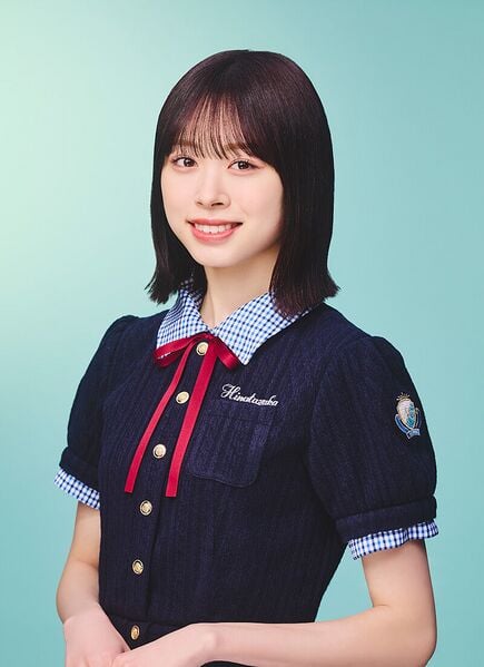ファイル:2025年日向坂46プロフィール 髙橋未来虹.jpg