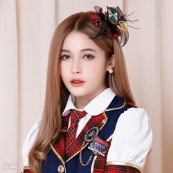 2023年BNK48プロフィール Warinrat Yolprasong.jpg