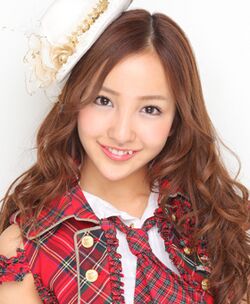 2010年AKB48プロフィール 板野友美 2.jpg